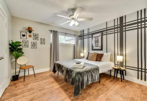 Near Downtown Dallas - The Dapper Charm
